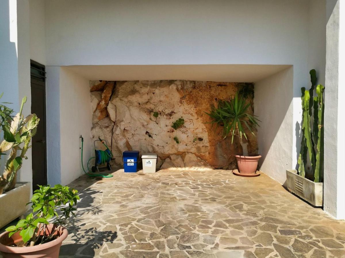 הוילה Marina Di Andrano - Alisso, Casa Vista Mare Con Parcheggio Privato E Wifi מראה חיצוני תמונה